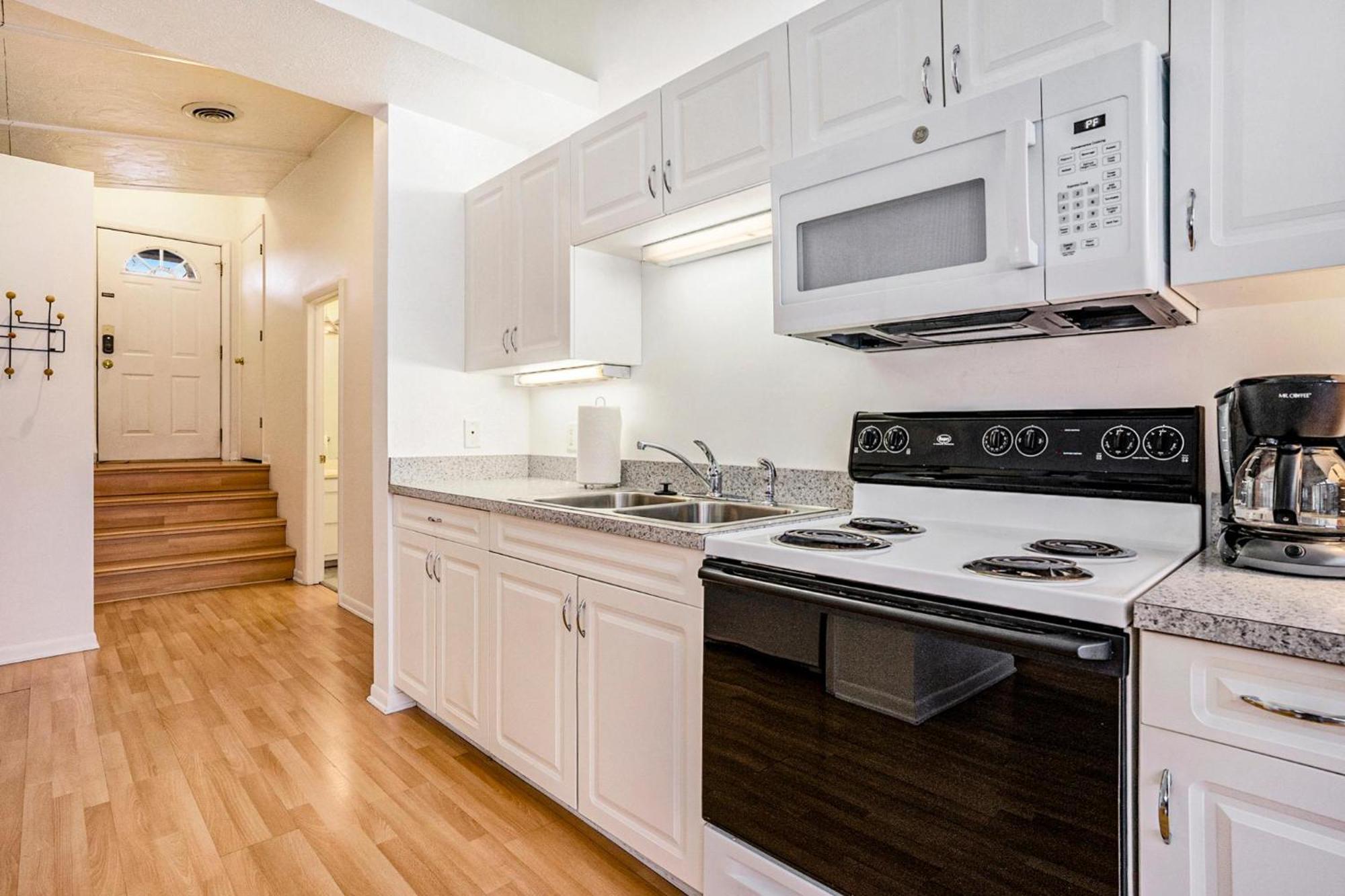 Riverside Suites - Unit B Saugatuck Ngoại thất bức ảnh
