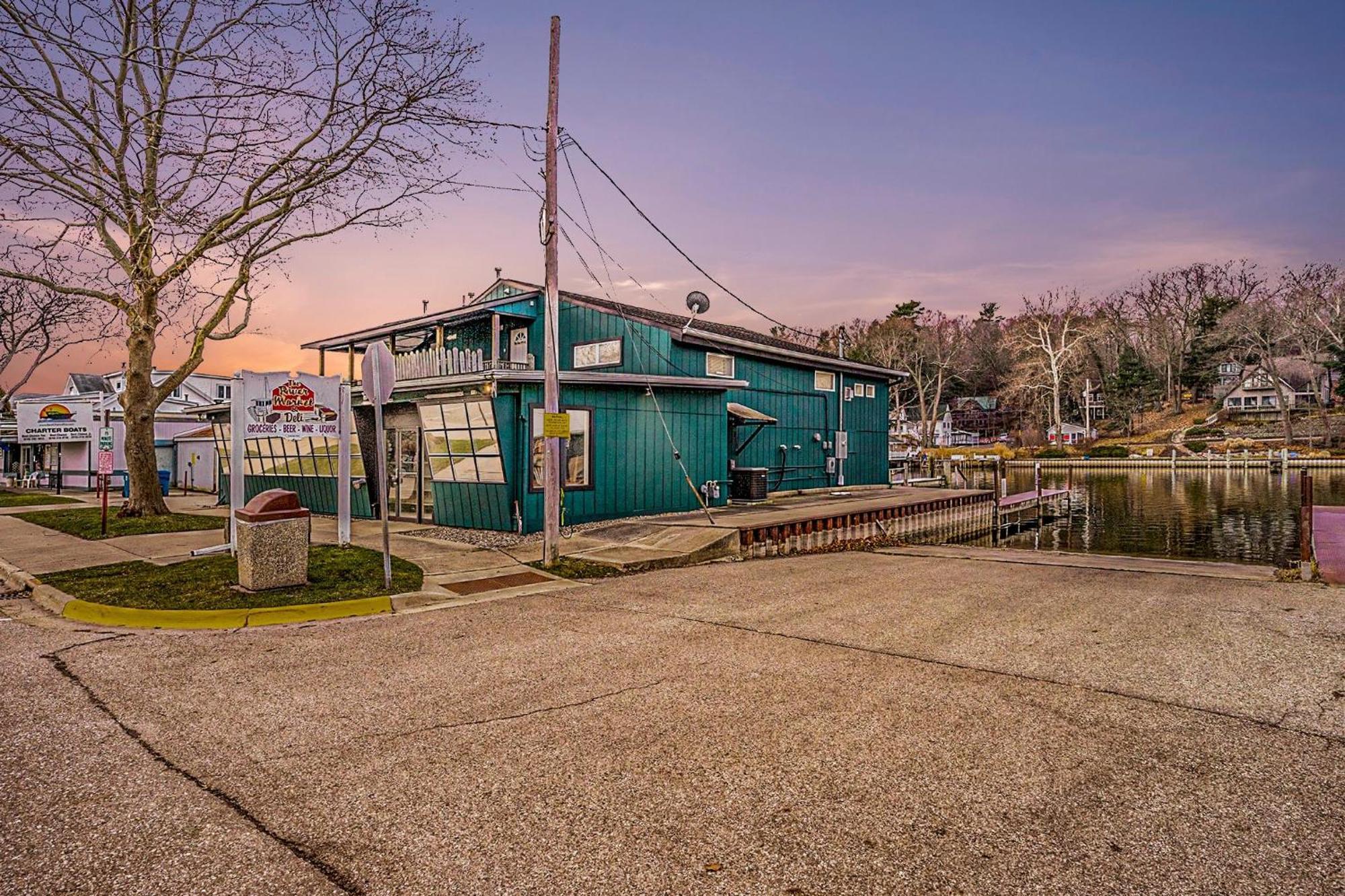 Riverside Suites - Unit B Saugatuck Ngoại thất bức ảnh